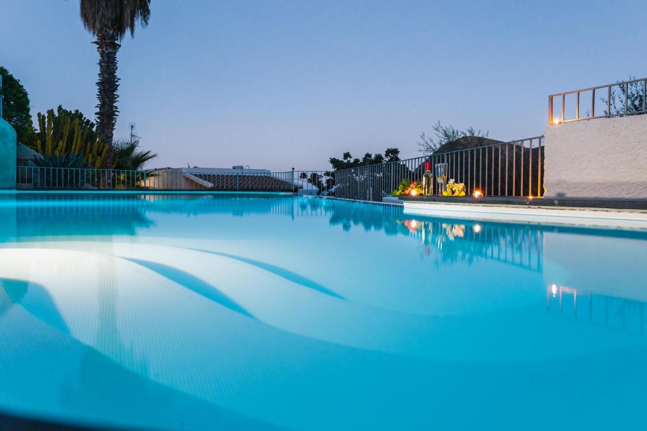 Hotel Residence La Villetta Кането Екстериор снимка