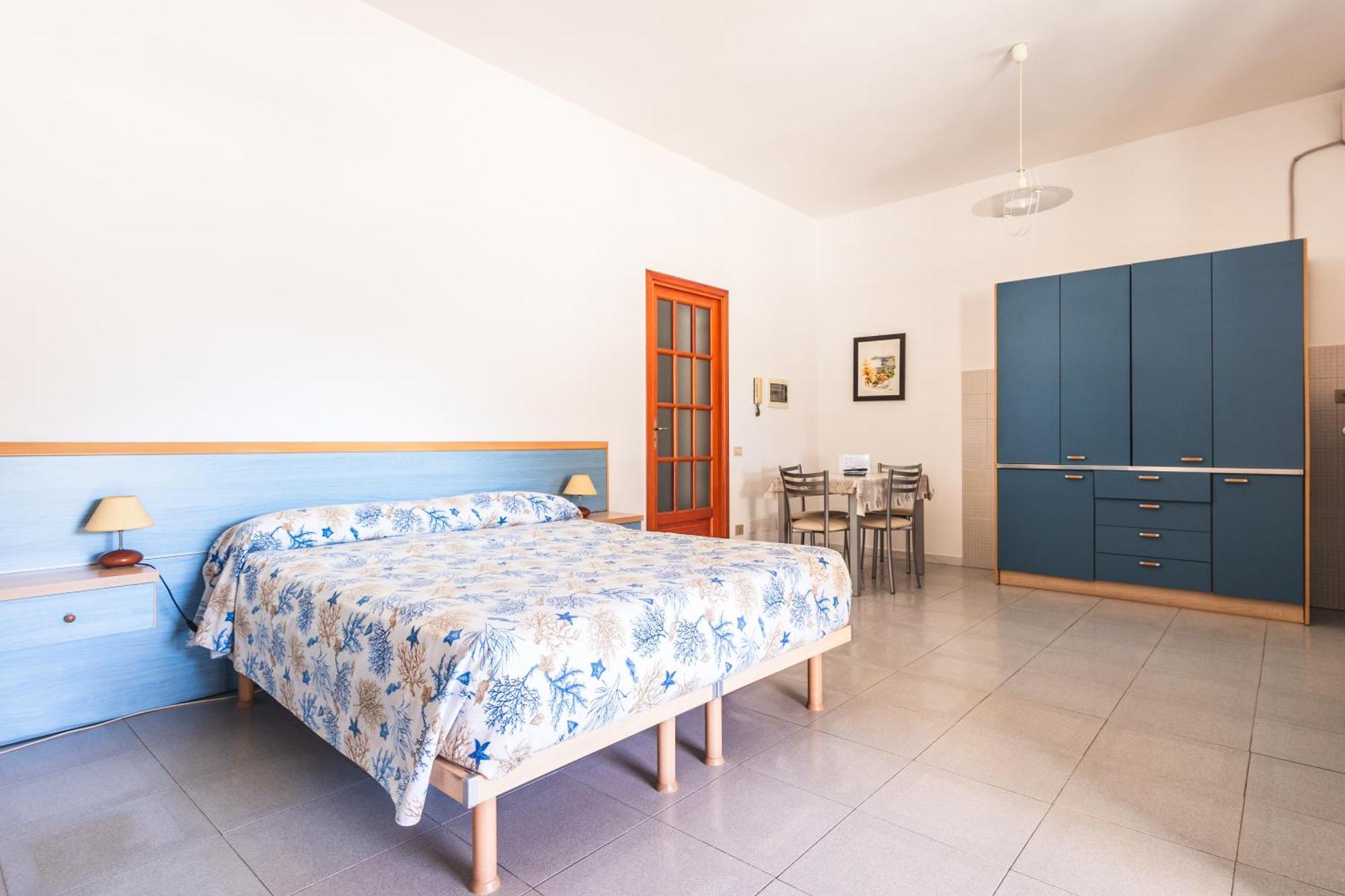 Hotel Residence La Villetta Кането Екстериор снимка