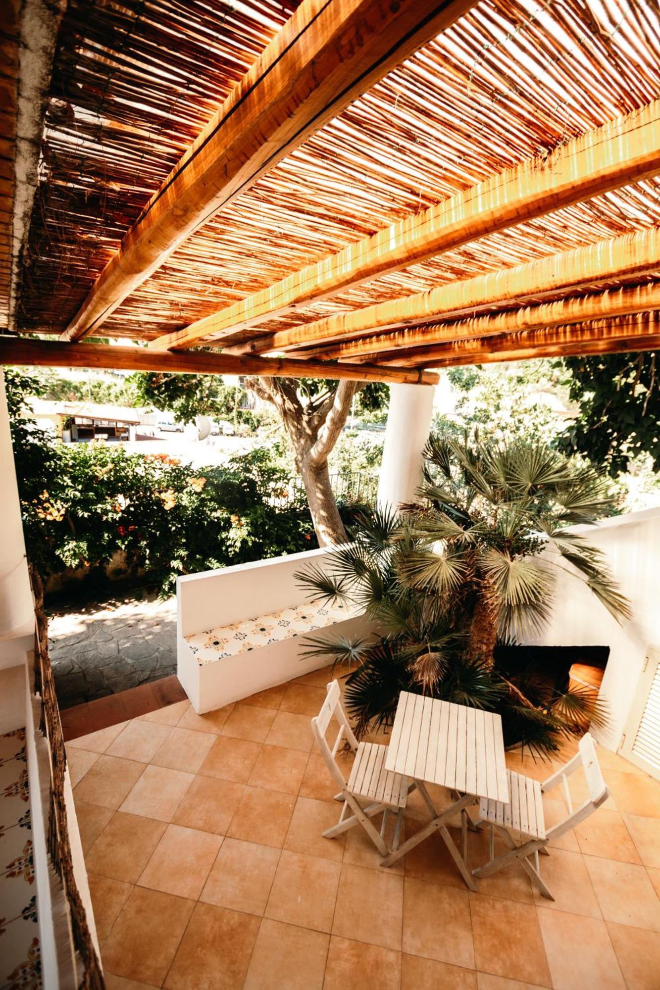 Hotel Residence La Villetta Кането Екстериор снимка